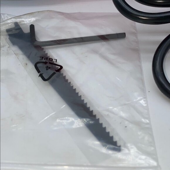 Hyper Tough 6.5 Amp Reciprocating Saw - Picture 6 of 8